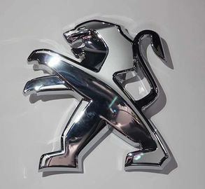 Araba Logoları Vakum Metal Biriktirme Ekipmanında 3D Akrilik Vakum Metalizasyon Ekipmanları