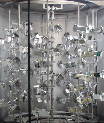 Plastik Vakum Metalleştirme Sistemi, Plastik parçalar alüminyum metalleştirme makinesi